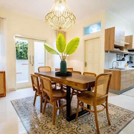Siji Plemburan Vacation Home Kejayan エクステリア 写真